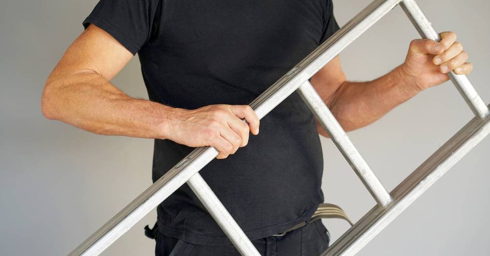 Przenoszenie drabiny